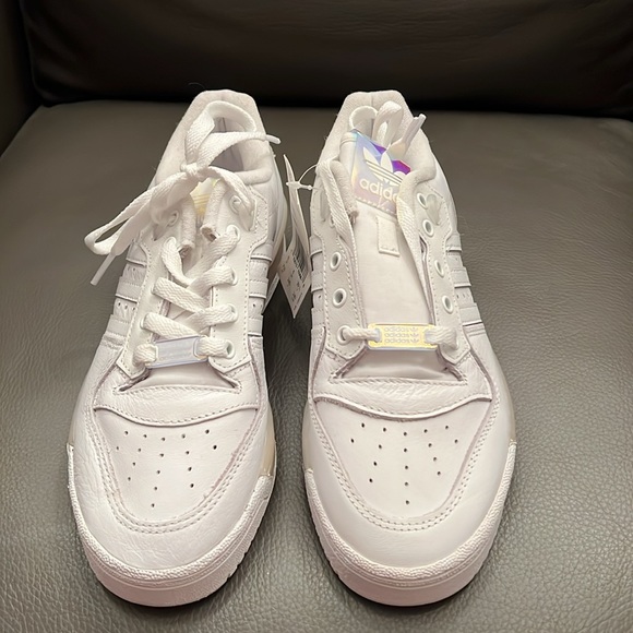 Adidas Rivalry Low - Picture 2 of 5